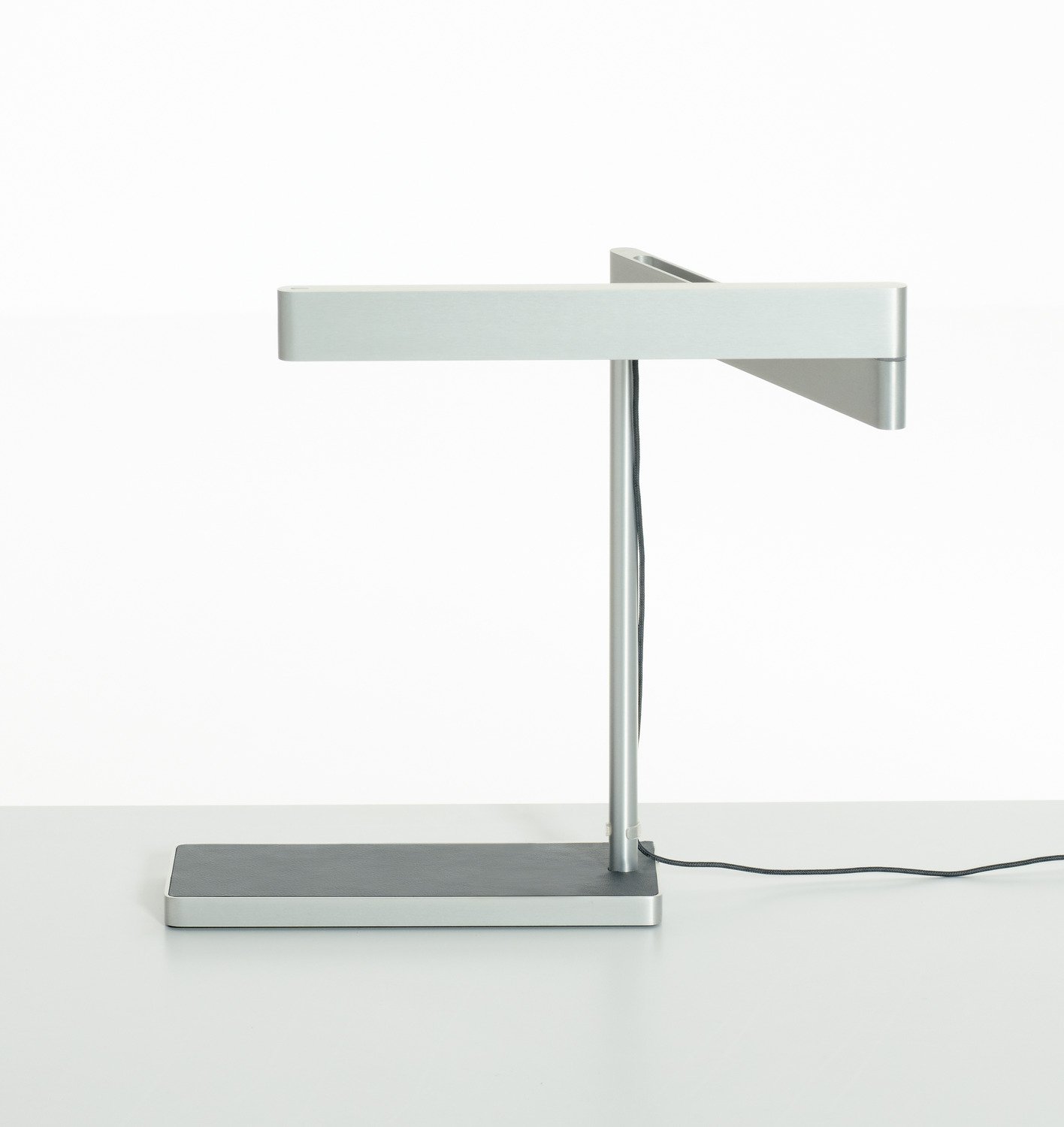 Teknion Sanna Lightbar - 08 - Love That Design