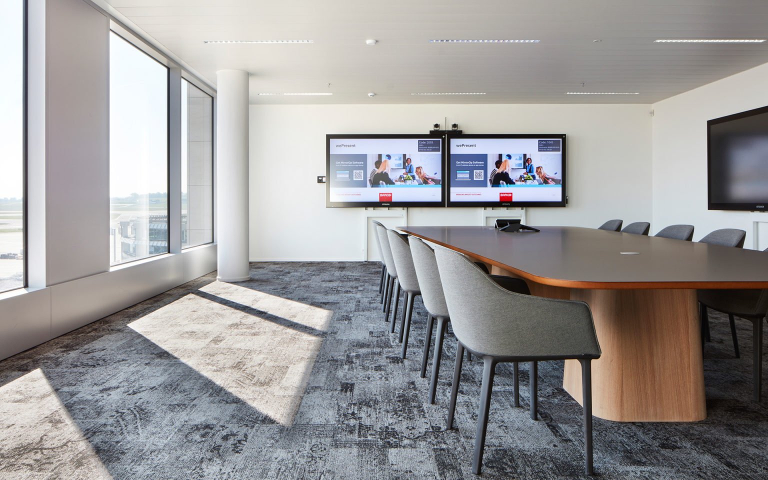 KPMG Office, Brussels - Bank/Financial/Investments Interior Design On ...