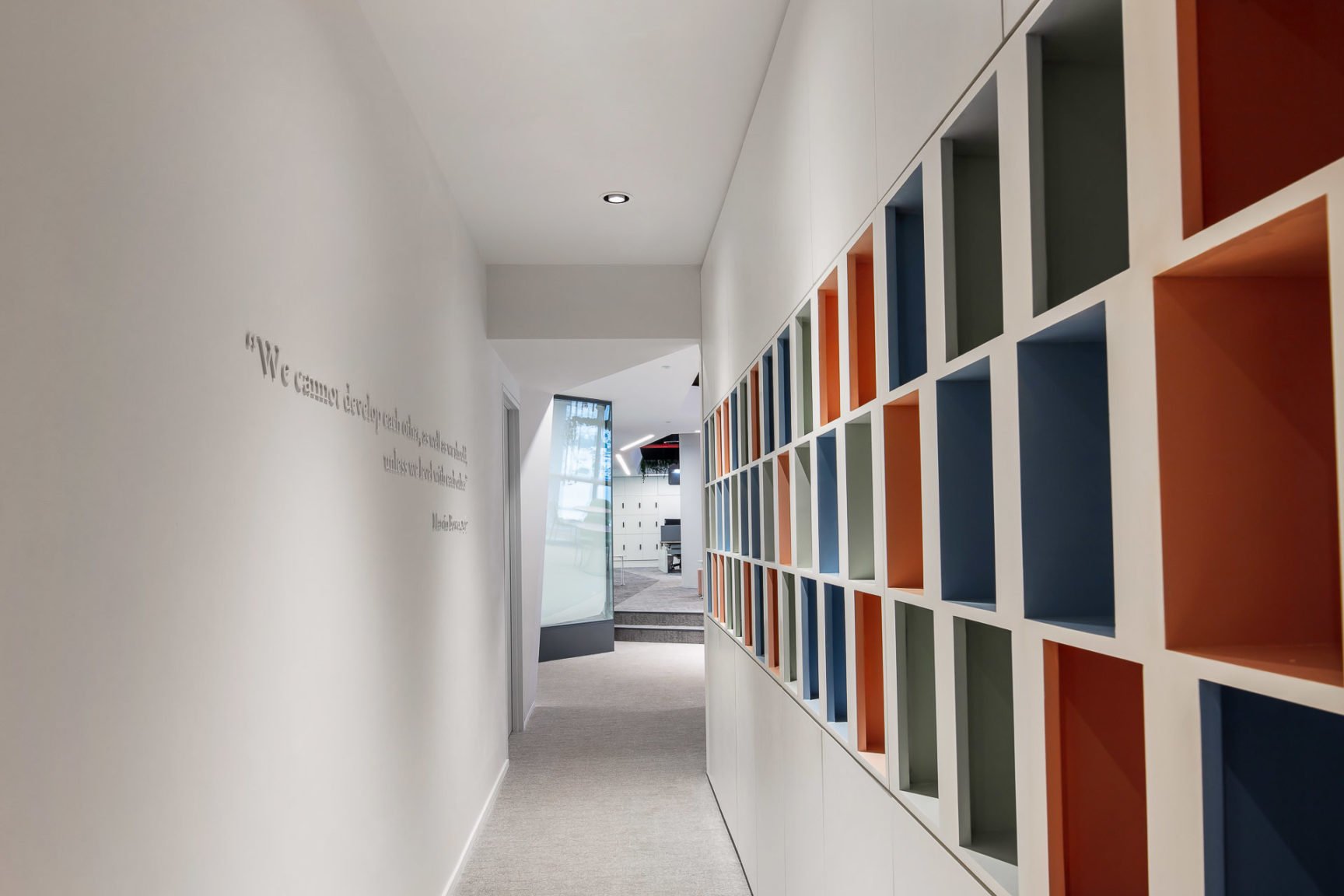 Love That Design - Mckinsey Consulting Office-07