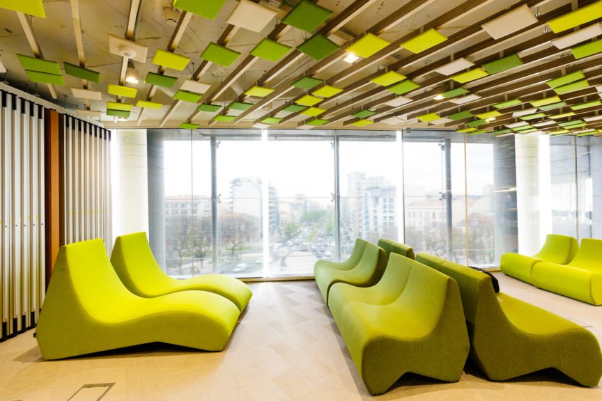 OLX Offices / Pedra Silva Arquitectos