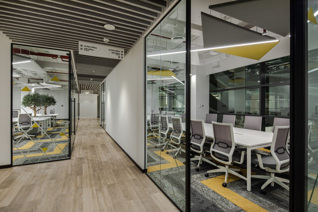 AUS Enterprises Innovation Lounge, Sharjah - Co-working Interior Design ...