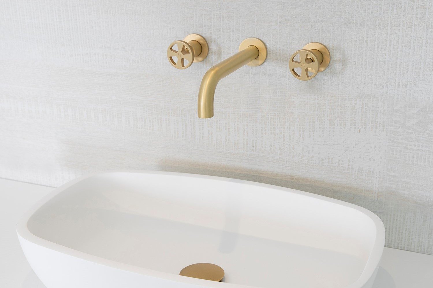 FeaturedImage_Revolution-3-Hole-Concealed-Basin-Mixer_crop - Love That ...