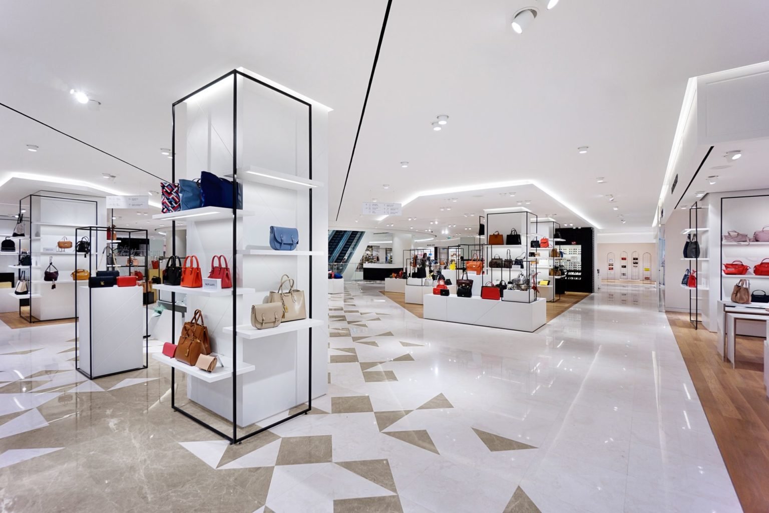 Galeries Lafayette Store, Istanbul - Retail Store/Shop Interior Design ...