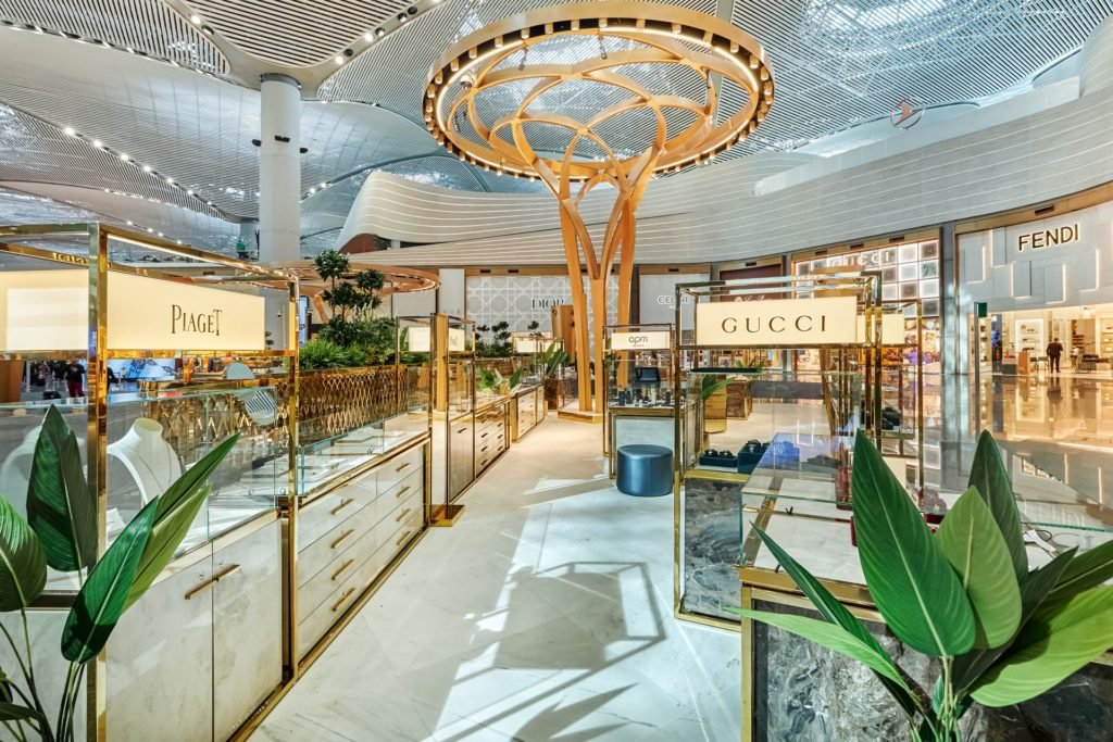 İGA Istanbul Airport on X: Luxury Square with its 28 luxury brands that  offer a wide range of products from clothing to jewelry and from shoes to  accessories is now at the