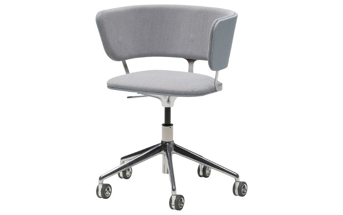 MyFlow universal chair with crossbase and castors