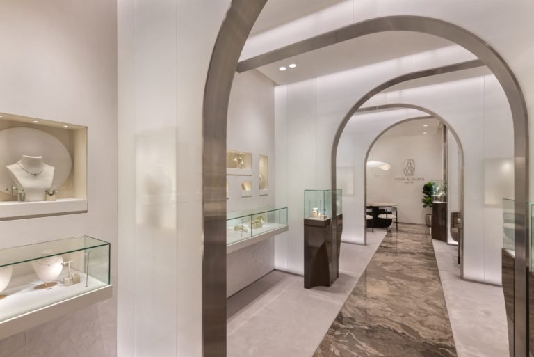Asma Jewellery Store, Abu Dhabi - Retail Store/Shop Interior Design on ...