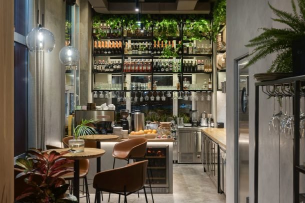 Nando's The Greens, Dubai - Restaurant Interior Design on Love That Design