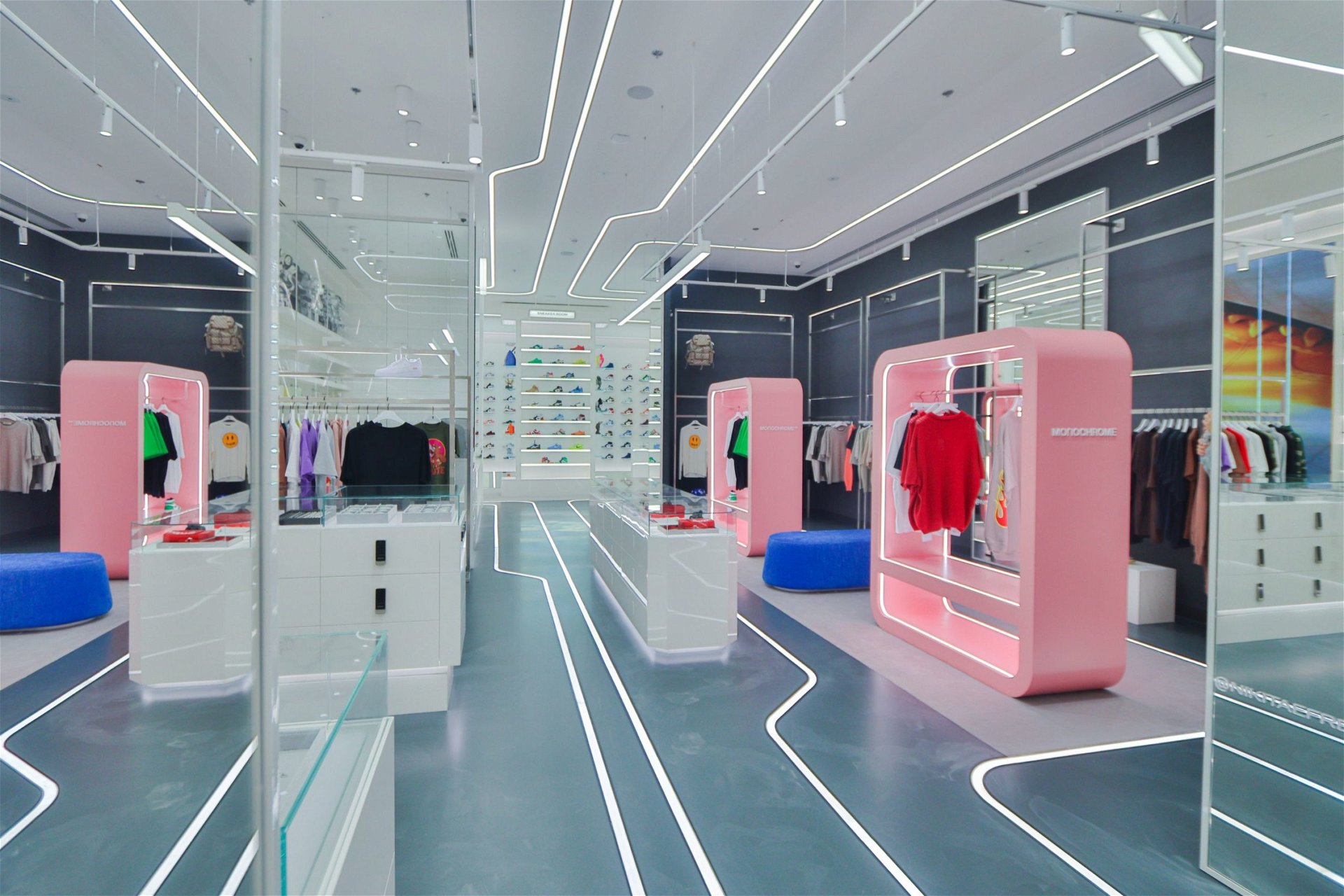 NE Retail Store, Dubai - Retail Store/Shop Interior Design on Love That ...