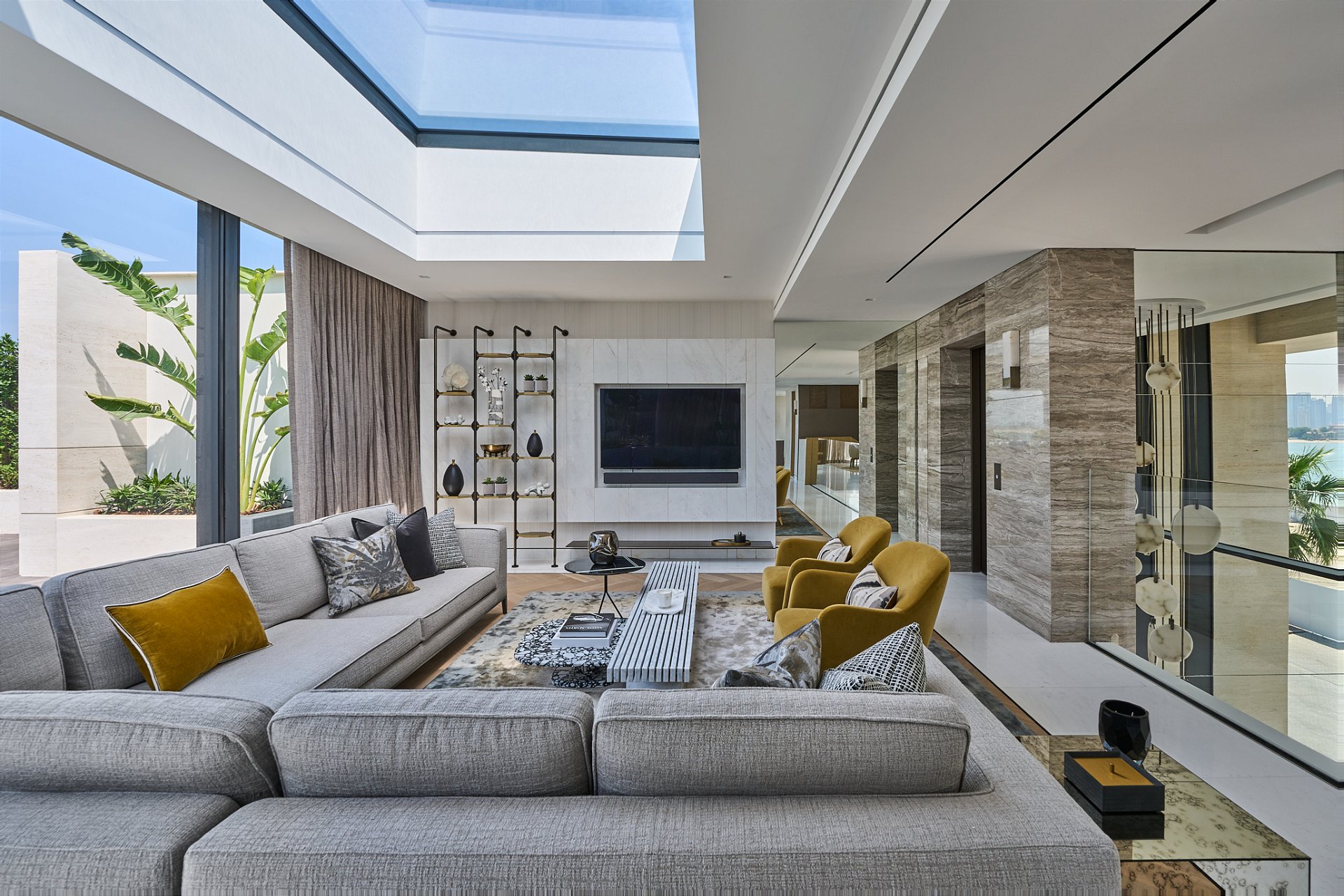 Palm Jumeirah Luxury Villa Dubai