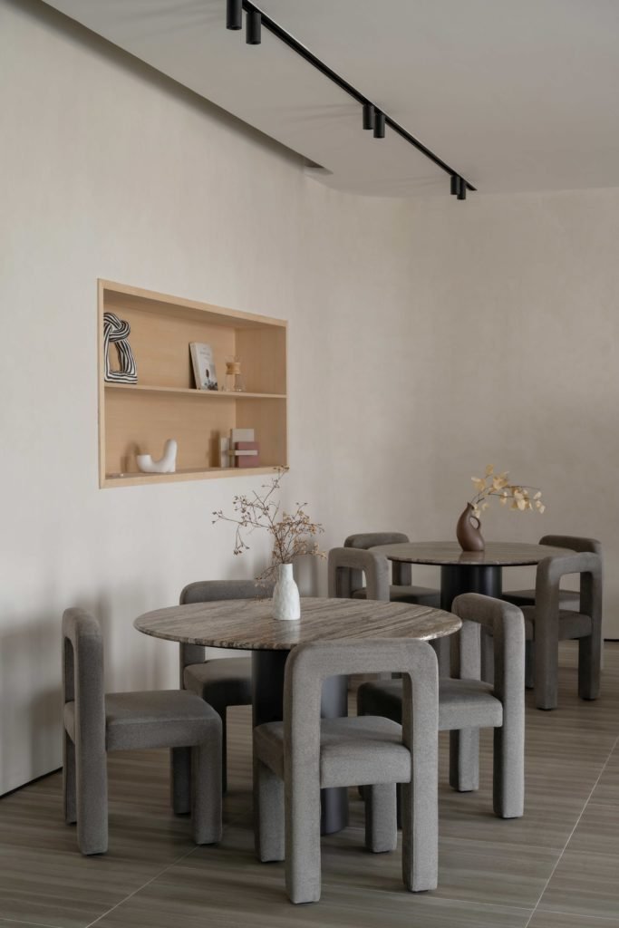 The House Cafe, Sharjah - Coffee Shop/Delicatessen Interior Design on ...
