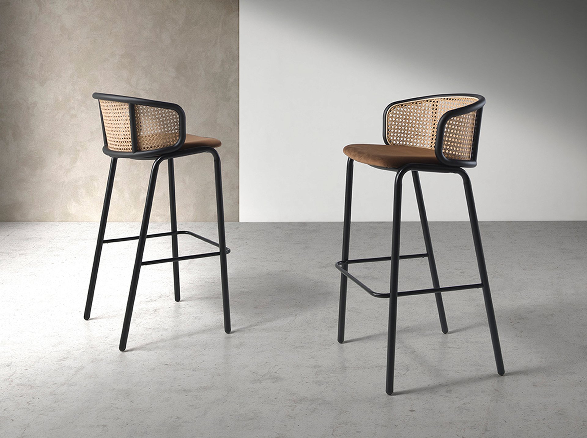 TABURETE Brown velvet and rattan stool 4128C Love That Design