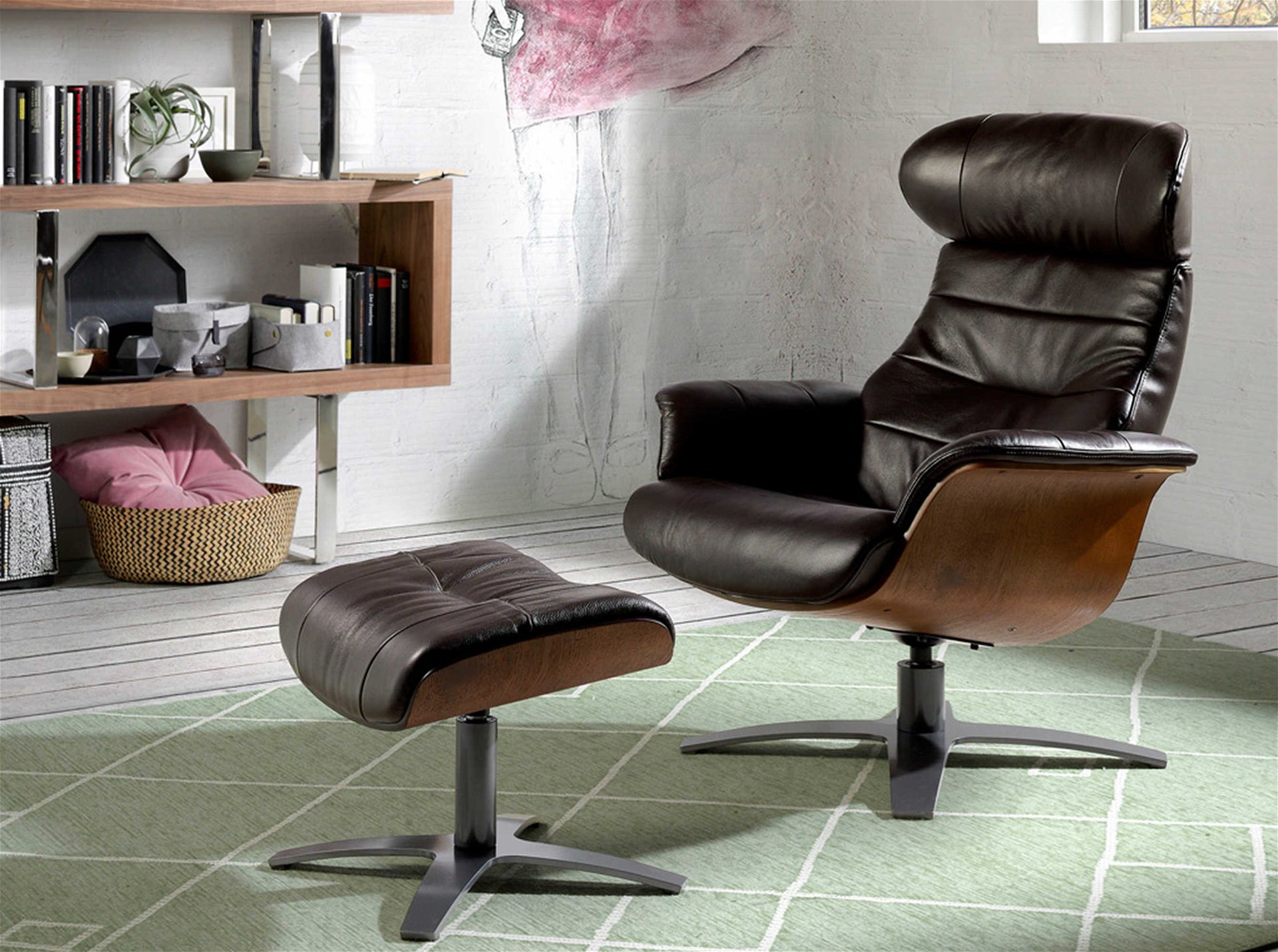 SILLON Swivel relax armchair upholstered in leather 5034C Love That Design